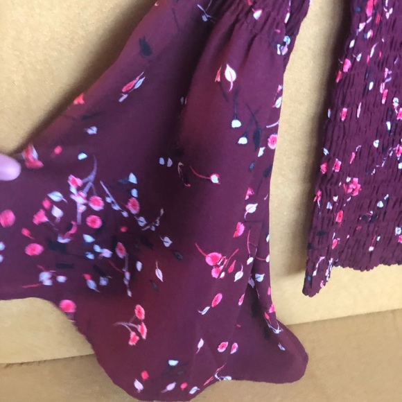 Express Off the Shoulder Long-Sleeve Top w/ Flare Sleeves in Maroon, Medium - Picture 4 of 4